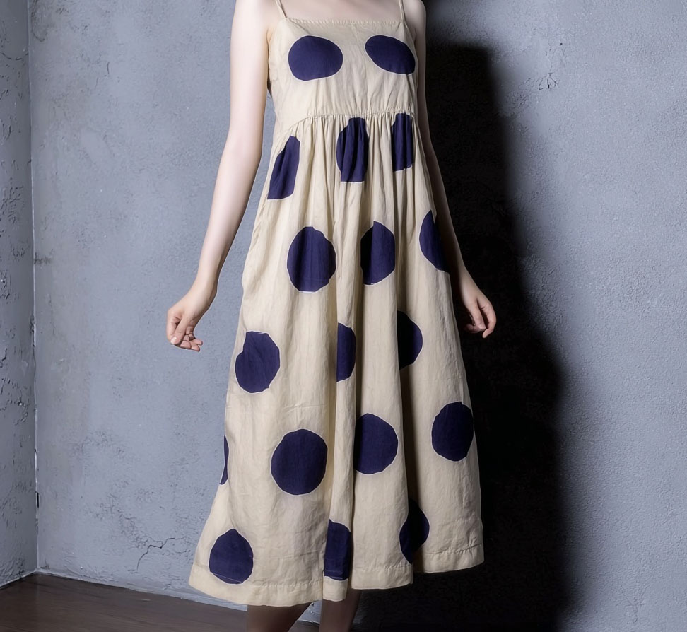 ほ*ん様 水玉模様の綺麗なパソドレス たかが水玉・されど水玉・時代を超えて愛されるテキスタイル